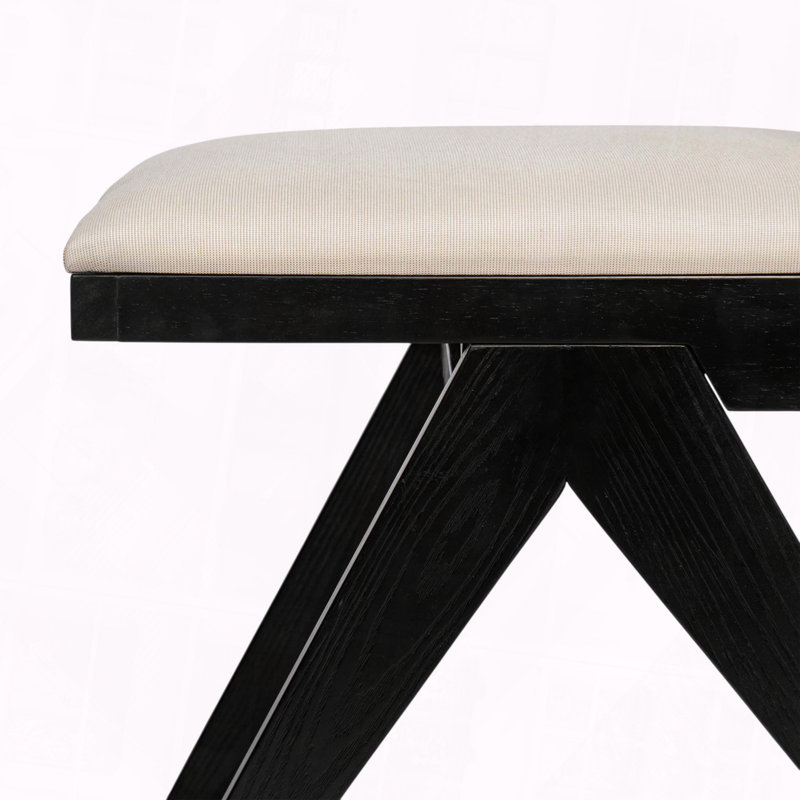 Chaise rembourrée Cane, Gris naturel, Noir