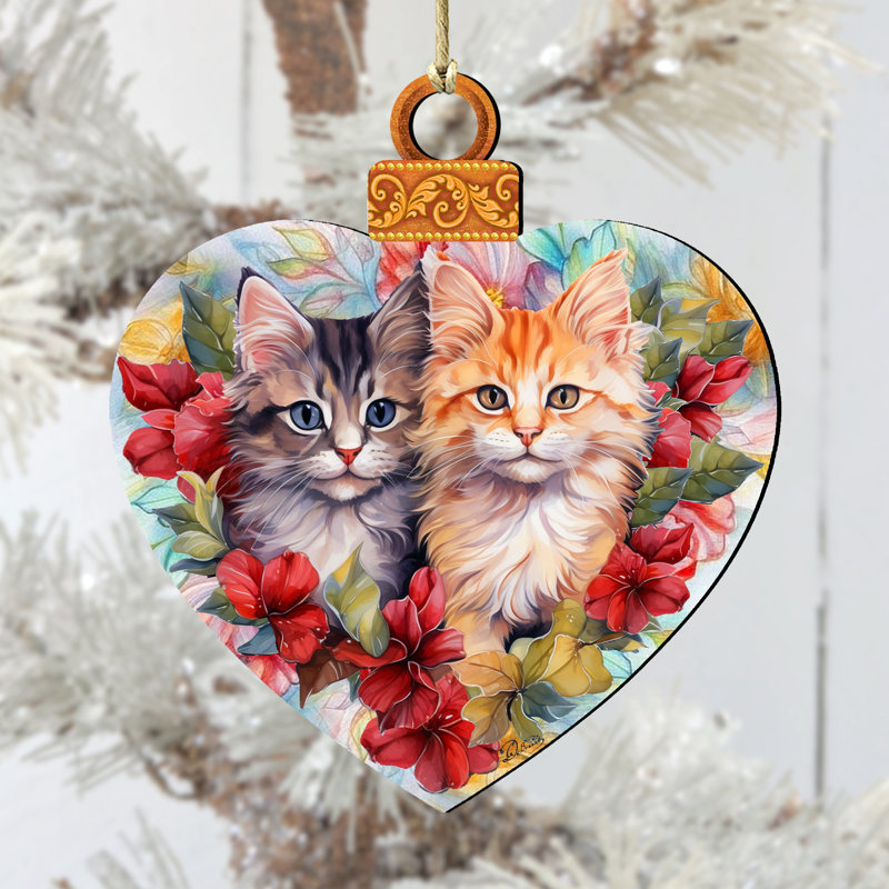 Joli ornement en bois avec des chatons par Debrekht
