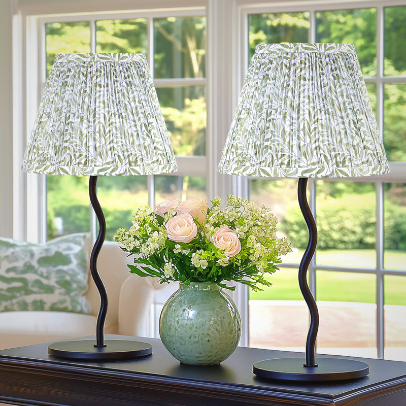 Ensemble de lampe de table florale avec abat-jour Ditsy vert pour filles