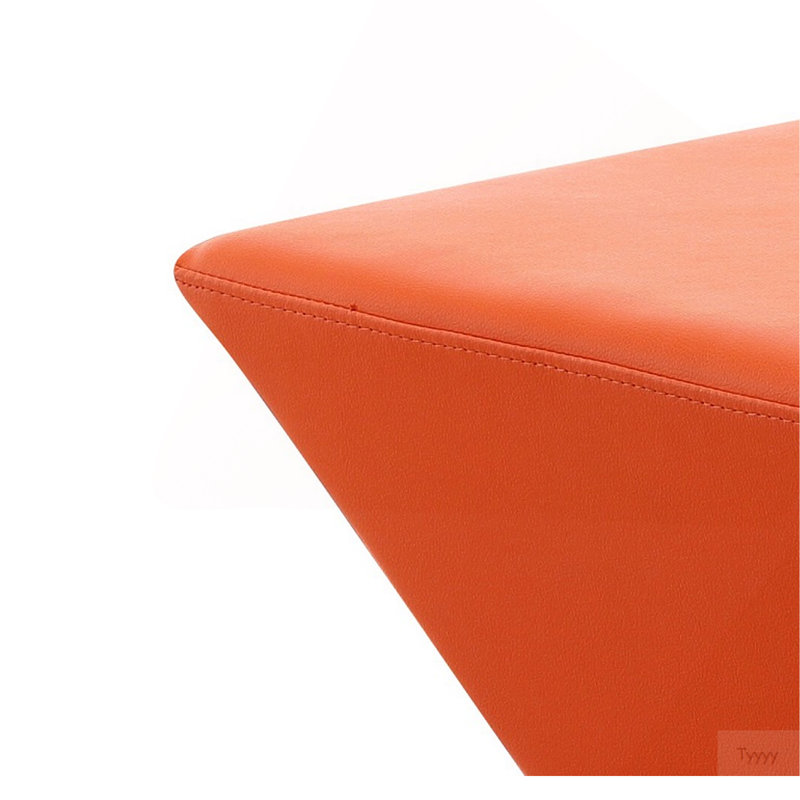 Repose-pieds décoratif orange