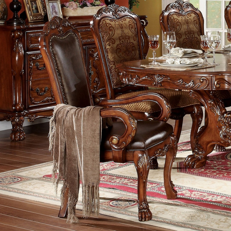 Chaise avec accoudoirs avec garniture cloutée (ensemble de 2)