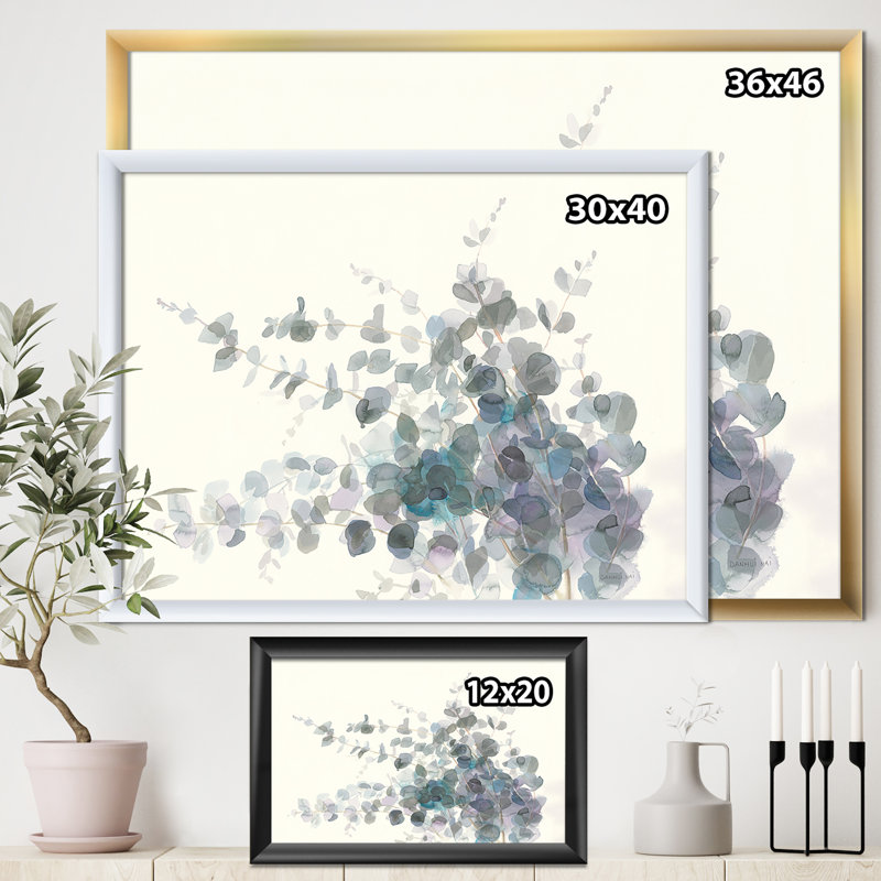 «Gray Watercolor Flower II», reproduction sur toile encadrée, H 36 po x l 46 po x P 1,5 po, Cadre blanc