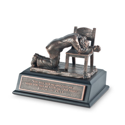 Ichika Sculpture Of Faith Praying Man