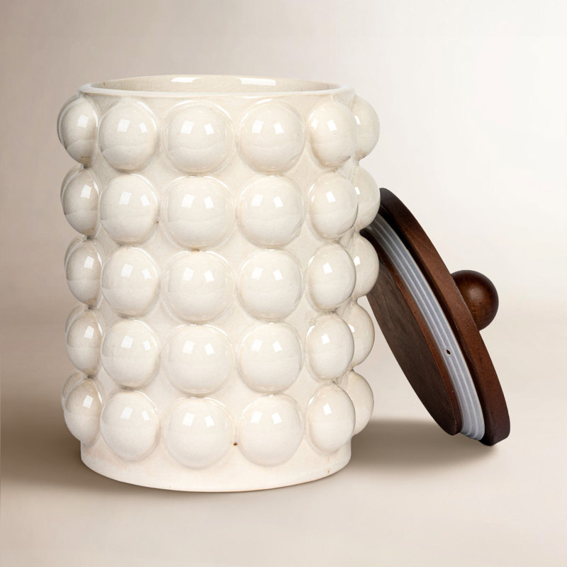 Pot rond en grès de 5,75 pouces avec pois surélevés et couvercle en bois d'acacia, H 8,25 po x l 6 po x P 6 po, Crème/brun