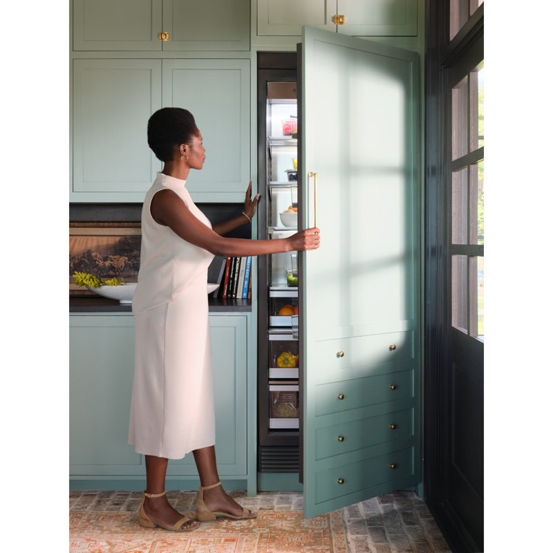 30-Inch Integrated Column Freezer