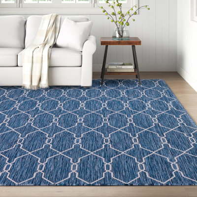 Tapis intérieur / extérieur bleu marine / ivoire à motif géométrique Heathcliff