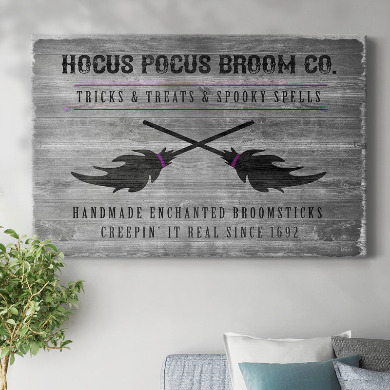 Toile tendue avec balai Hocus Pocus, H 12 po x l 18 po