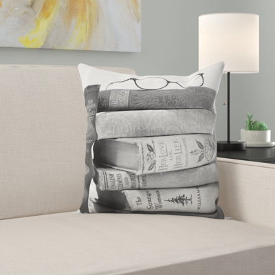 Coussin décoratif stack of books