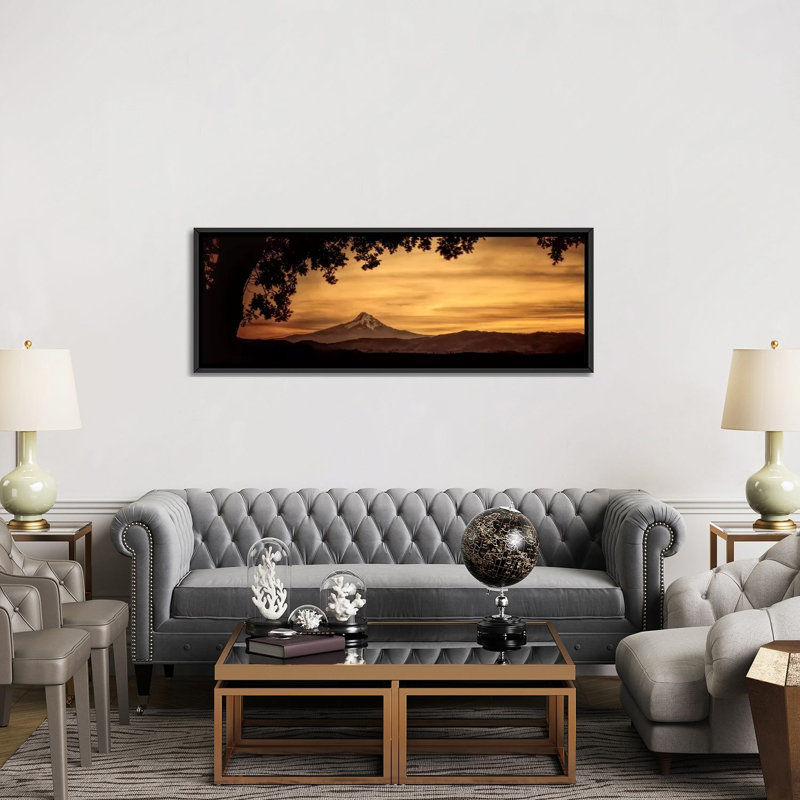 «Mt. «Hood at Sunset», reproduction de photo sur toile, H 20 po x l 60 po x P 1,5 po, Toile encadrée noire