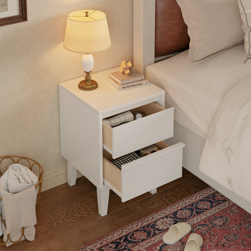 15.75'' W Solid Wood Nightstand, Blanc