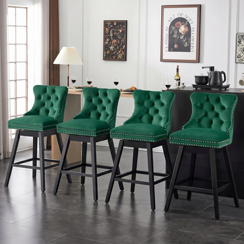 Tabourets de bar pivotants à hauteur de bar avec dossier, hautes chaises de bar rembourrées, structure en bois massif avec garniture cloutée, ensemble de 4