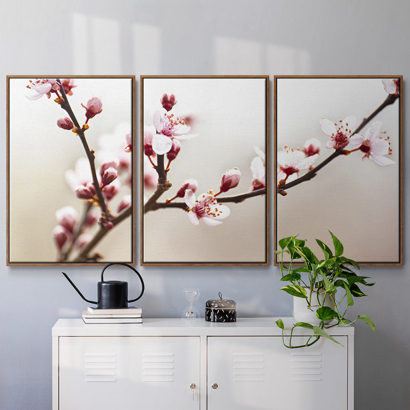 Étude de fleurs de cerisier I 3 pièces, H 24 po x l 48 po x P 2 po, Noyer