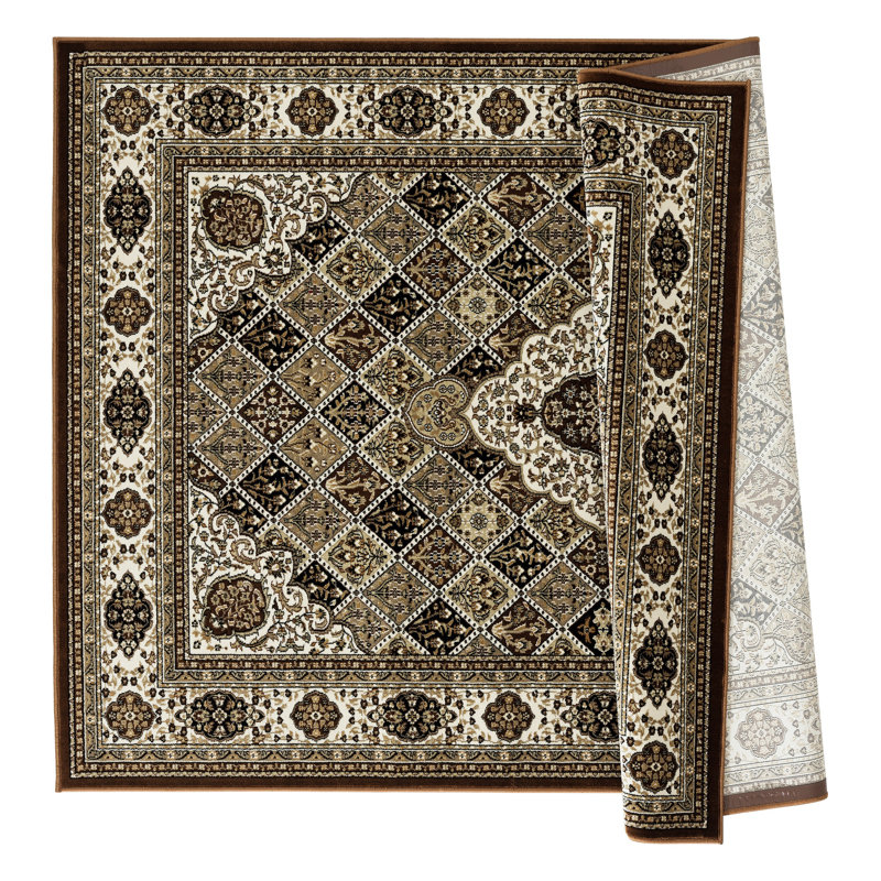 Tapis oriental brun Ellowyn