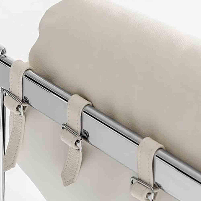 Chaise longue simple de luxe minimaliste., Blanc