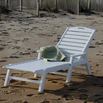 Nautical Chaise Lounge with Arms