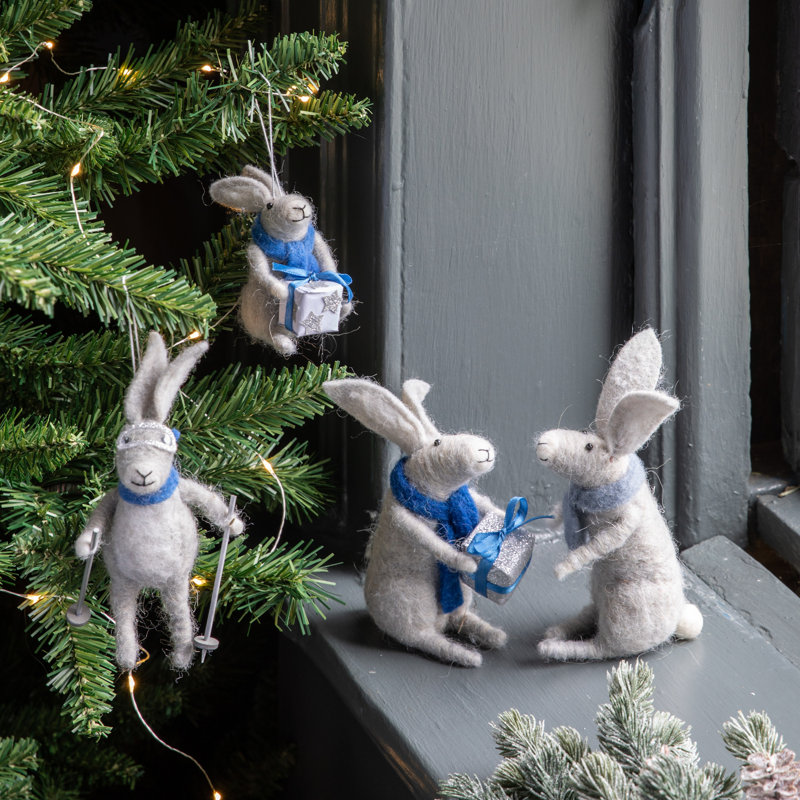 Louisburg Animals Figurines & Sculptures, Grey