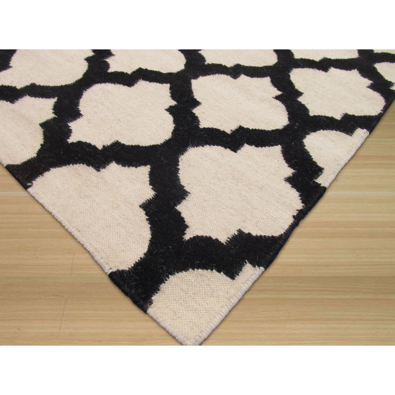 Tapis noir moderne en laine noué à la main Ogee Lattice, 8 pi x 10 pi