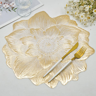 Gold Placemats Set Of 6, Creative 3D Flower Placemats Waterproof & Oil-Proof - Metallic Pressed Vinyl Round Place Mats Fancy Decorative Table Mats For Holiday Wedding Accent Outdoor