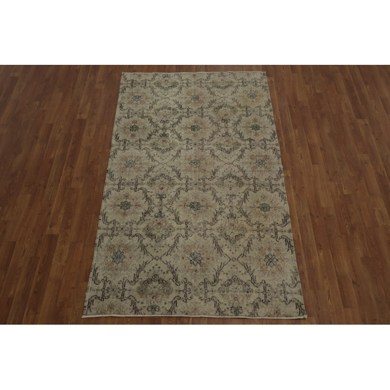Élégant tapis turc délavé vintage 4 x 7
