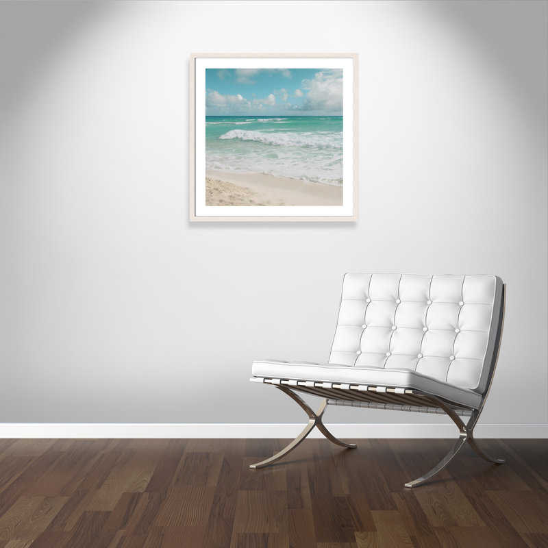 Fresh Waters - Photographie avec cadre photo, Beige, H 32,5 po x l 32,5 po x P 1,3 po