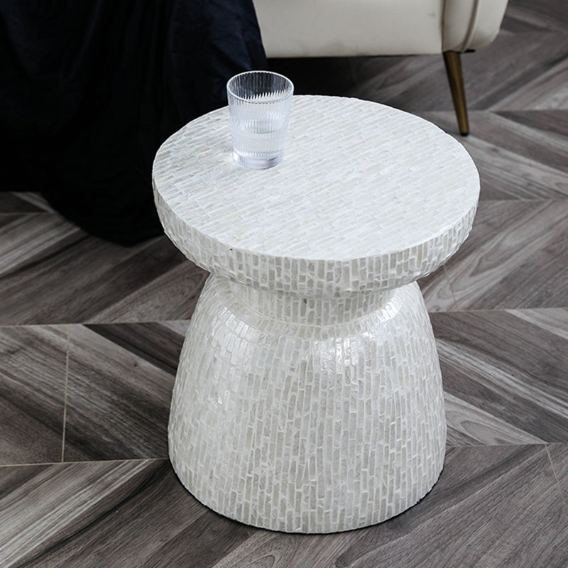 Table de bout en bois manufacturé moderne