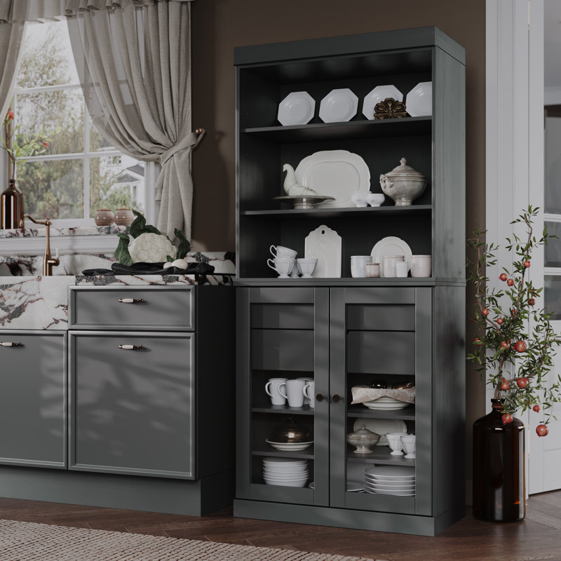 Garde-manger 100% bois massif Kaniesha 32 po avec portes en verre transparent, 2 tiroirs et tablettes réglables, Gris