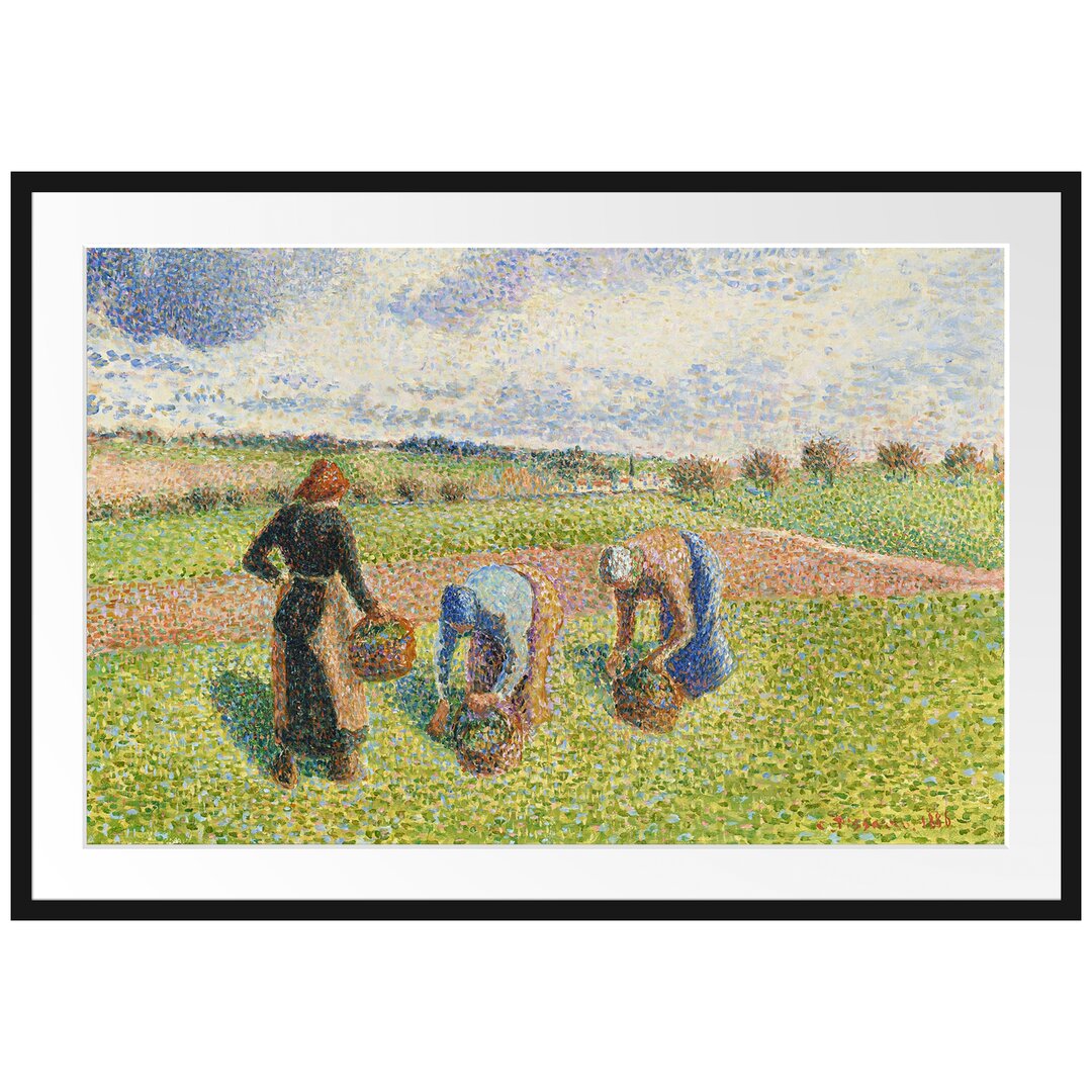 Gerahmter Kunstdruck Paysannes Ramassant Des Herbes Érag von Camille Pissarro