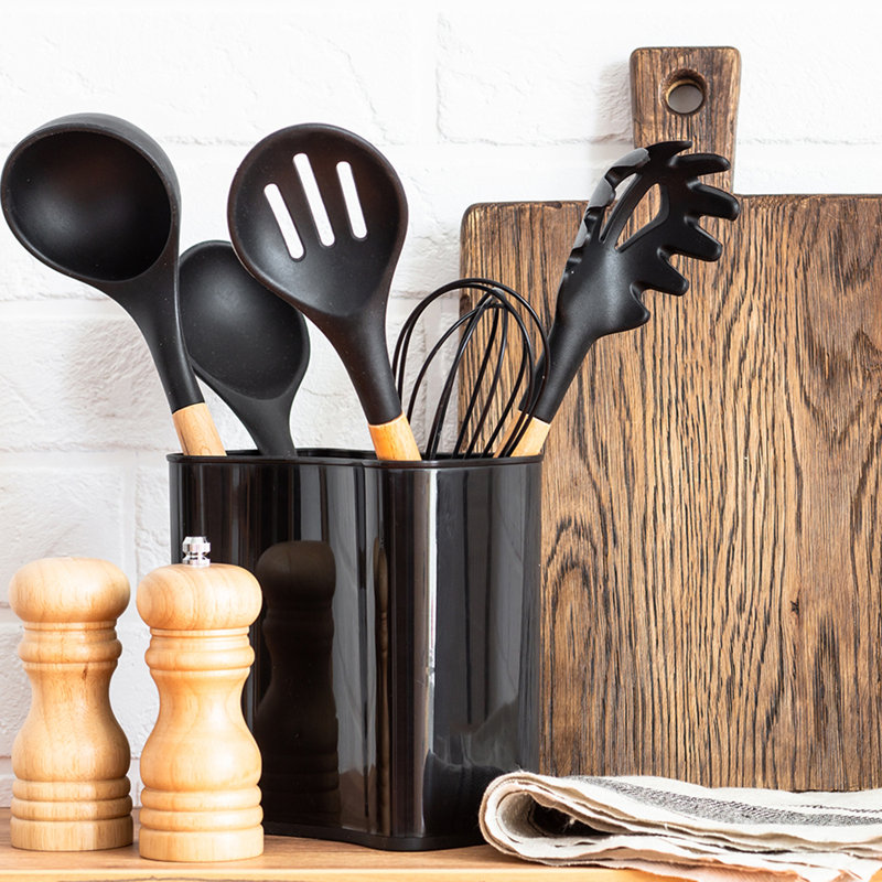 Ensemble d'ustensiles de cuisine en silicone avec poignées en bois antidérapantes et support de rangement, Noir