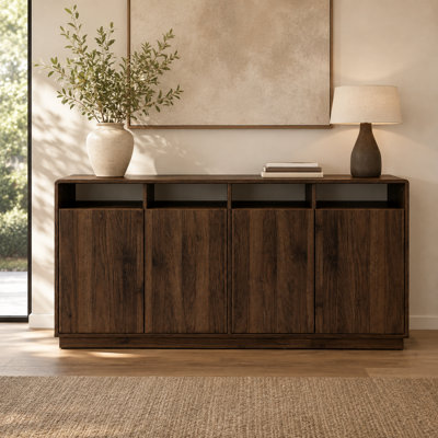 Buffet en bois manufacturé avec bords festonnés