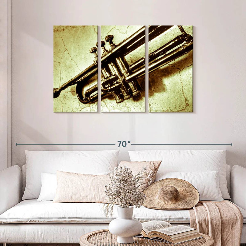 Abarca Grunge Trumpet, 28" H x 45" W