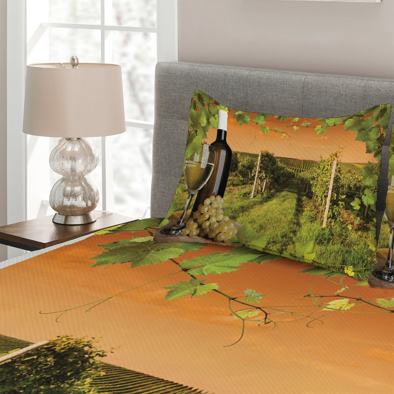 Bunny Farmhouse / Country Polyester Coverlet