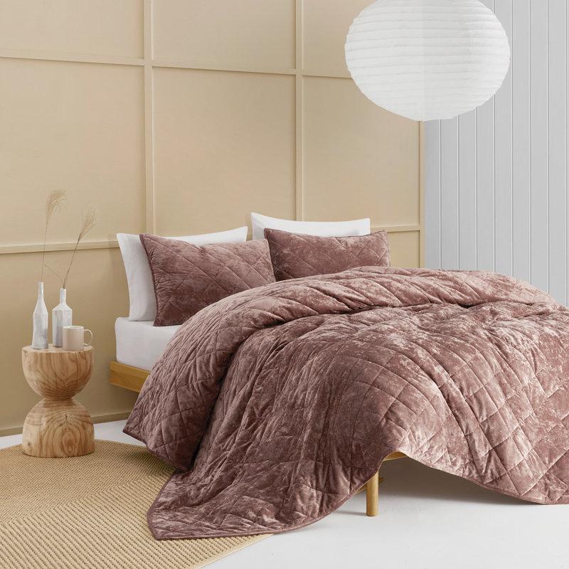 Wonderful Velvet & Flannel Quilt Set, Diamond Quilting Lightweight Comforter with Pillow Shams, Holiday Gift, Beige