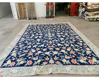 Flatweave Wool Floral Indoor Rug