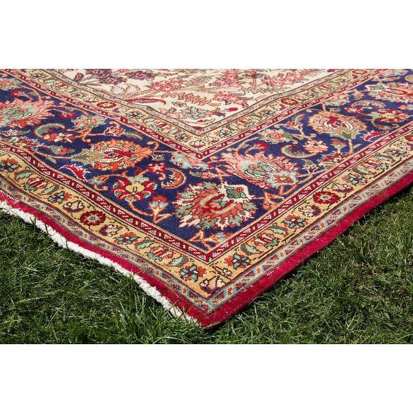 Harriette Hand Knotted Wool Rug