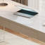 Bureau élégant et distinctif-1178341026