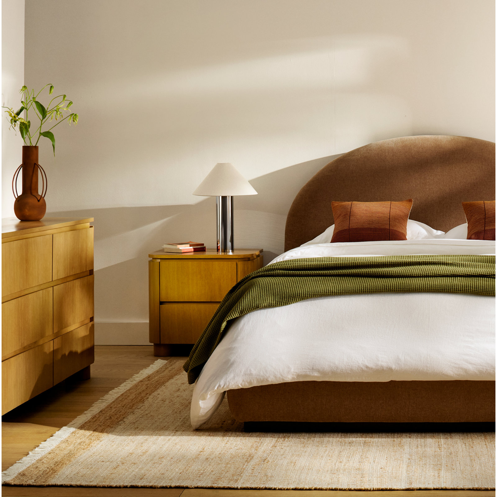 Ravin Table Lamp, Chrome