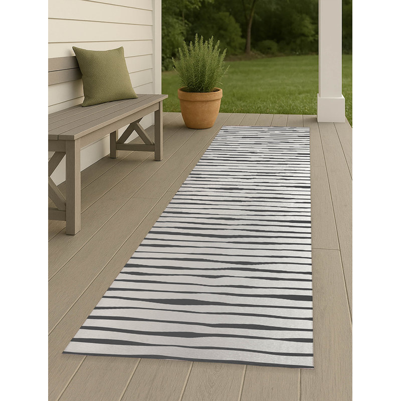 Sploog Non-Slip Outdoor Rug, Runner 2'6" x 8'