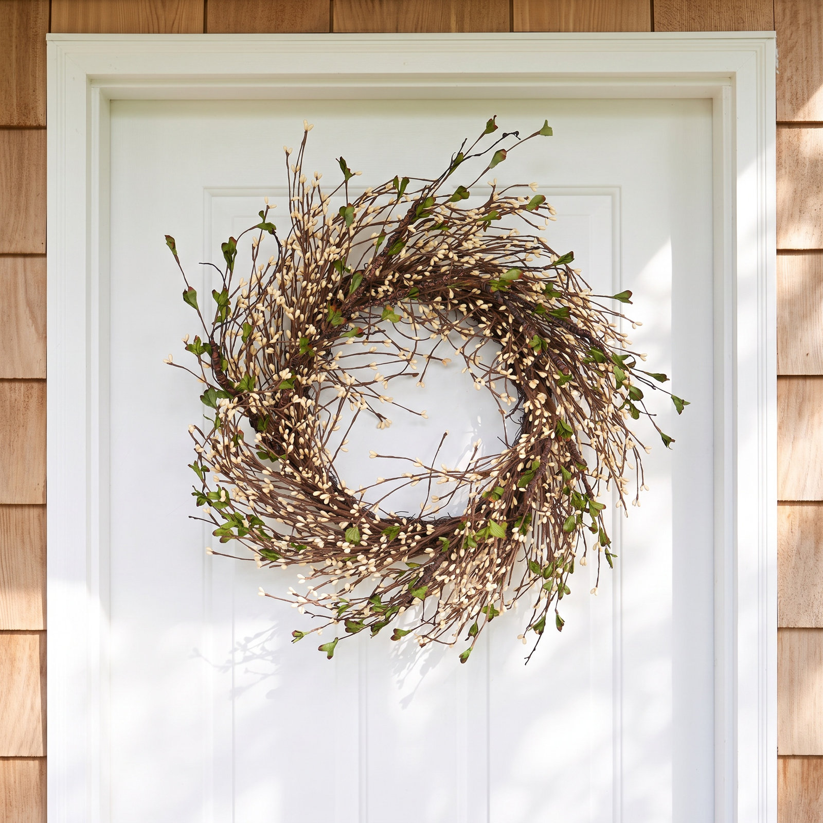 Latrika 22" Handcrafted Grapevine No Holiday Wreath