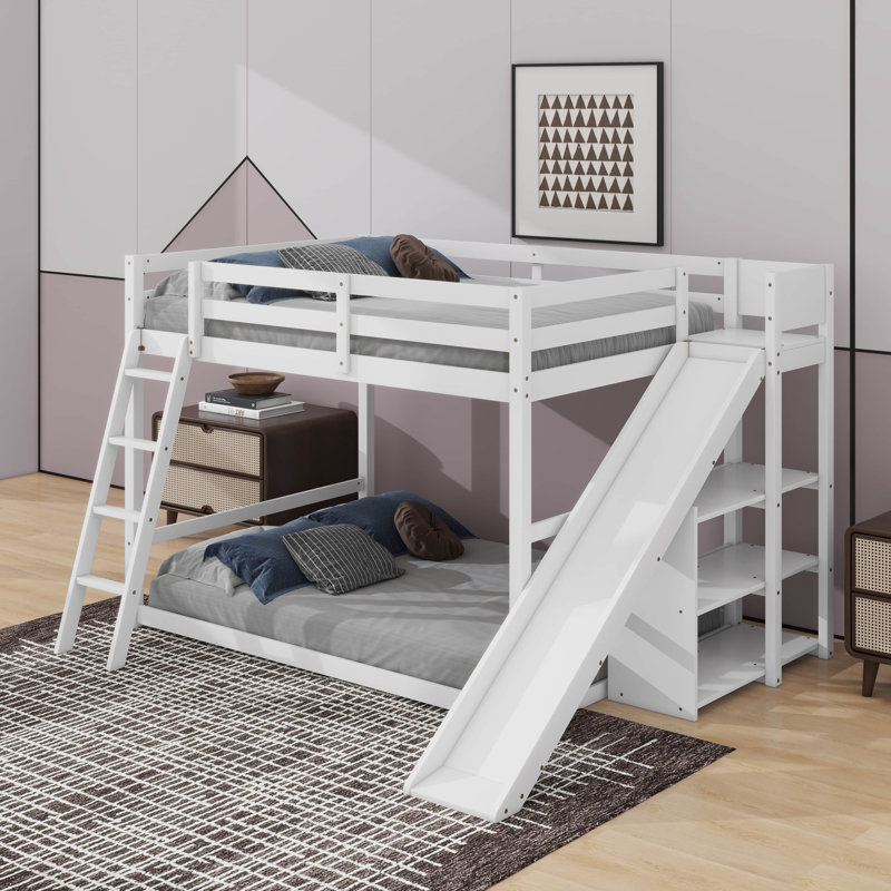 Lit superposé double au-dessus de double avec échelle, glissoire et tablettes, Blanc