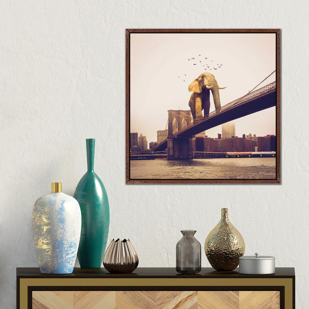 Elephant Bridge Amble von Soaring Anchor Designs - Galerie-verpackte Leinwand Giclée auf Leinwand