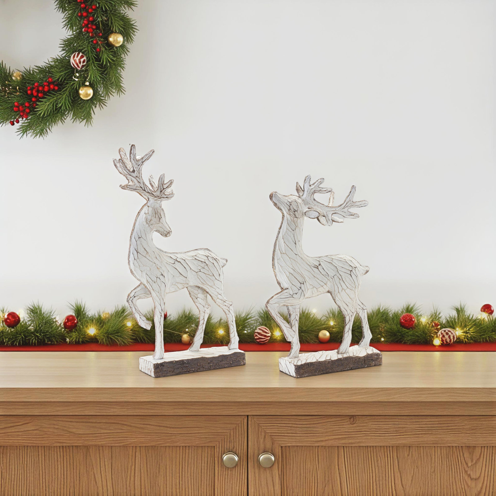 Carved Deer Décor (Set of 2)