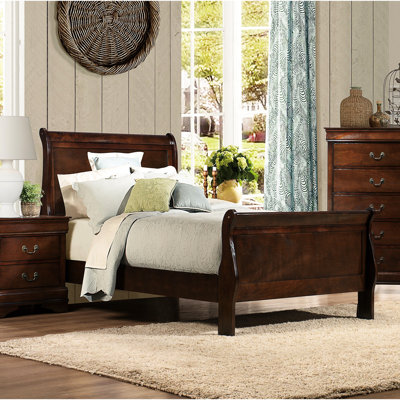 Lit double en cerisier brun, mobilier de chambre en bois traditionnel pour une nuit romantique avec repos réparateur