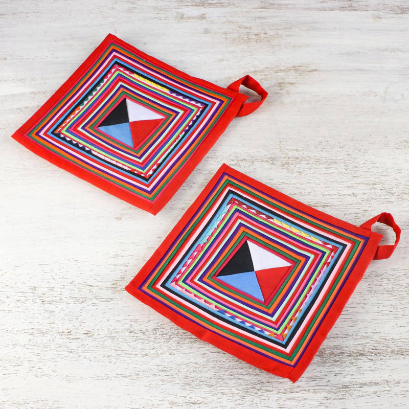 Bungalow Rose Geometric Polyester Potholder Set