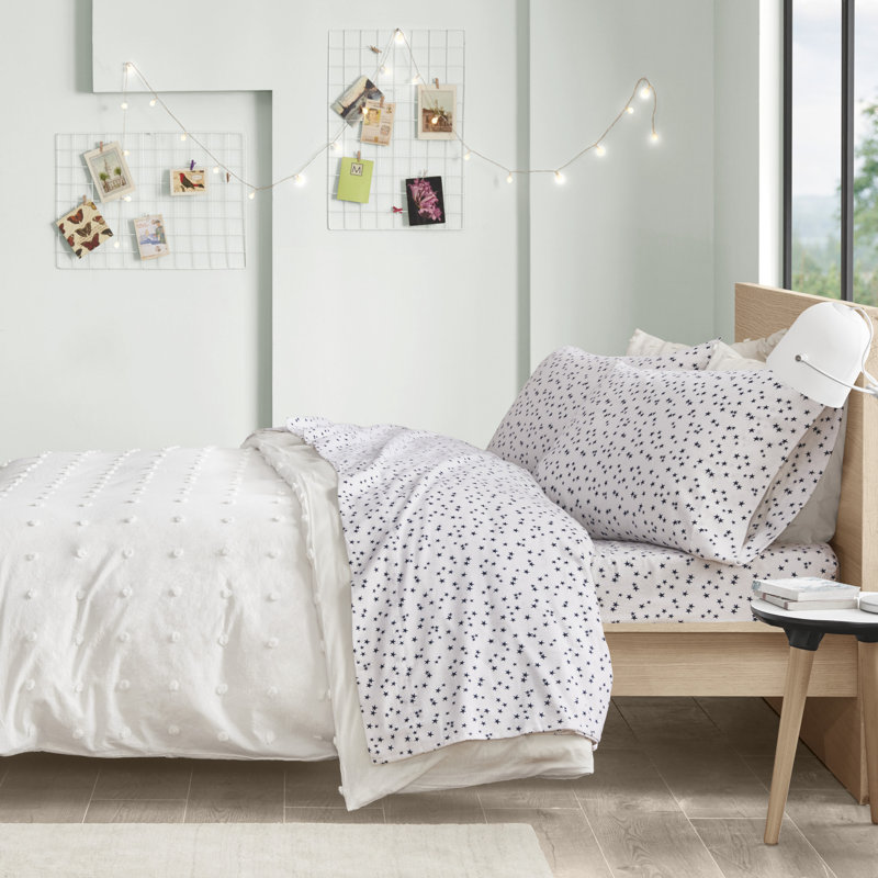 Cozy Soft 100% Cotton Flannel Sheet Set, Queen Sheet Case Pack with Fitted Sheet, Blue Stars
