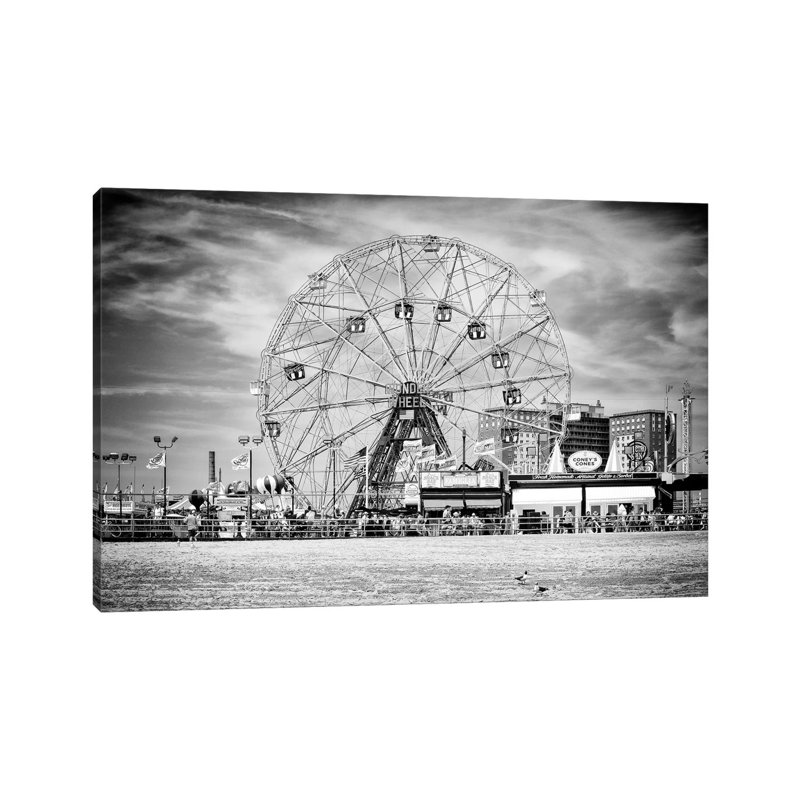 Wonder Wheel by Philippe Hugonnard - Wrapped Canvas Gallery-Wrapped Canvas Giclée, 20.32 cm H x 30.48 cm W