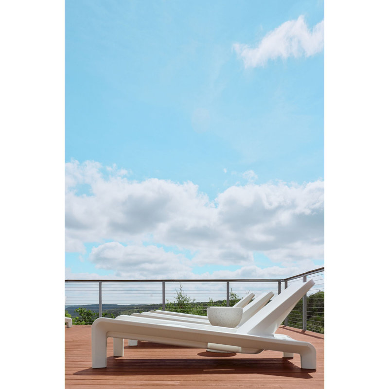 Deck Outdoor Chaise Lounge, Highcloue White
