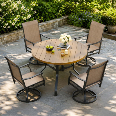 Table de salle à manger d'extérieur ronde en métal grain de bois, largeur 41 po avec trou de parasol intégré de 1,57 po, table toutes saisons pour la cour et le bord de la piscine