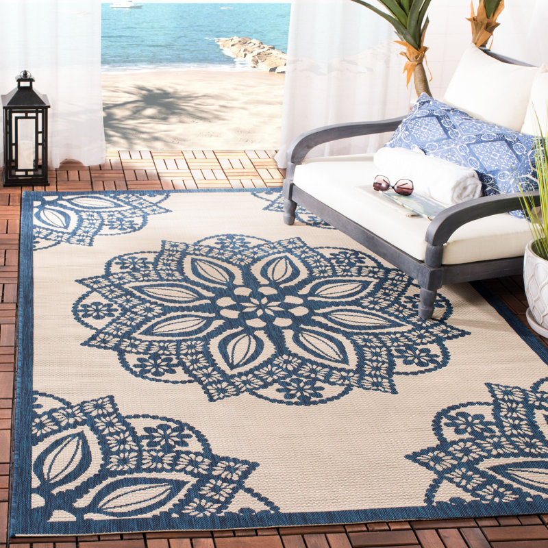 Tapis intérieur / extérieur beige / bleu marine Arneshia, Rectangle 6 pi 7 po x 9 pi 6 po