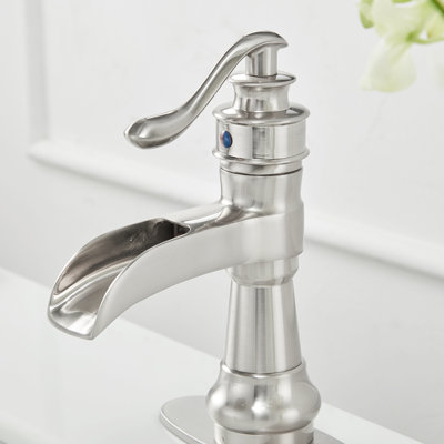 Single-handle Bathroom Faucet with Drain Assembly
