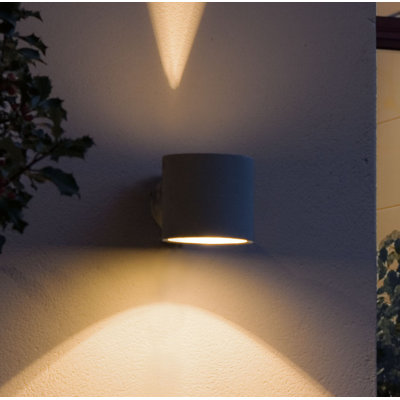 Outdoor Armed Sconce